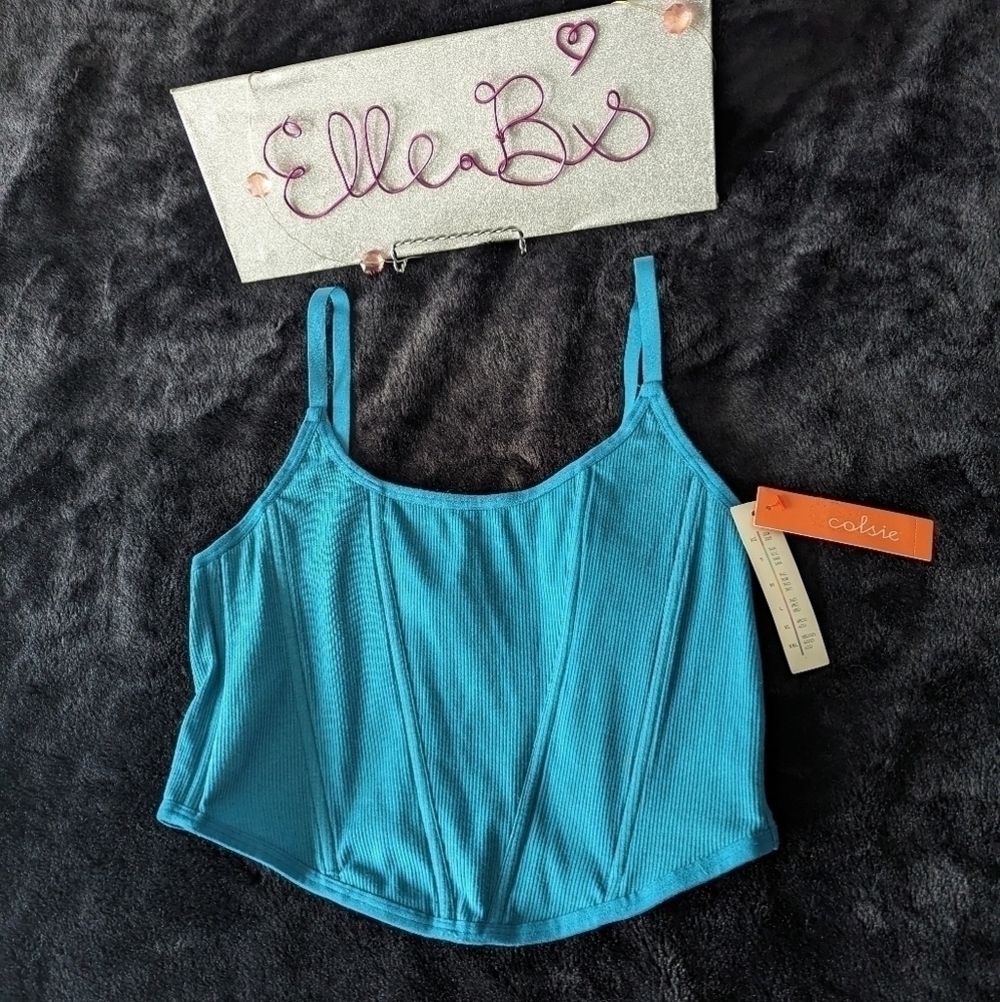 NWT Colsie Teal Crop with Boning XL